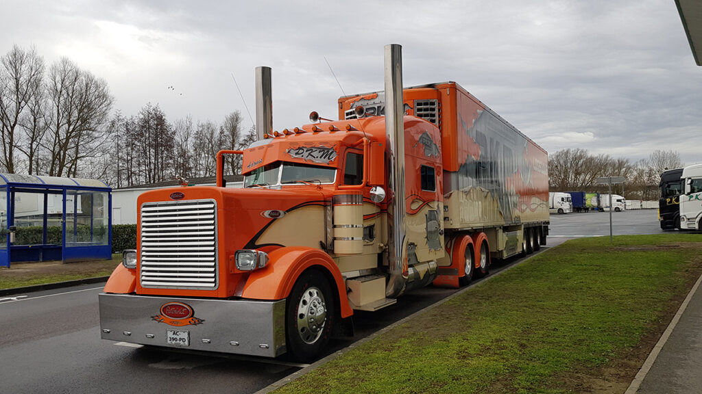 Camion Peterbilt PKM